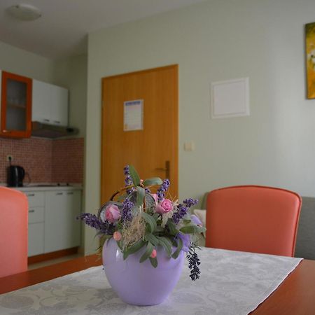 Apartmani Vujcic Makarska Extérieur photo
