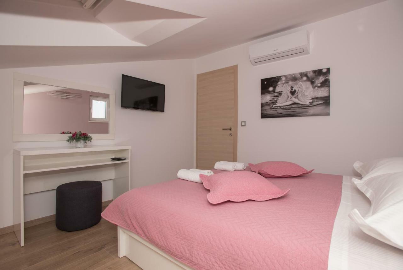 Apartmani Vujcic Makarska Extérieur photo